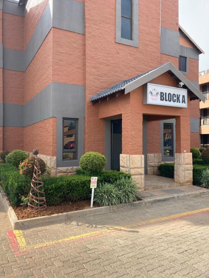 Best Overnight Modern & Private With King Size Bed Bloemfontein Ngoại thất bức ảnh