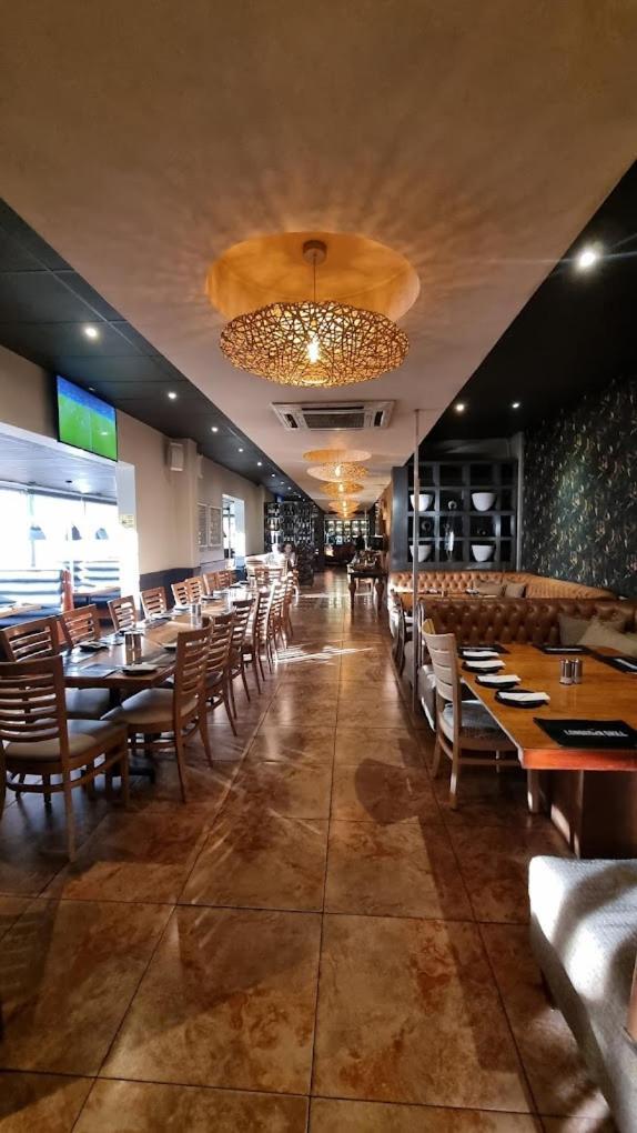 Best Overnight Modern & Private With King Size Bed Bloemfontein Ngoại thất bức ảnh